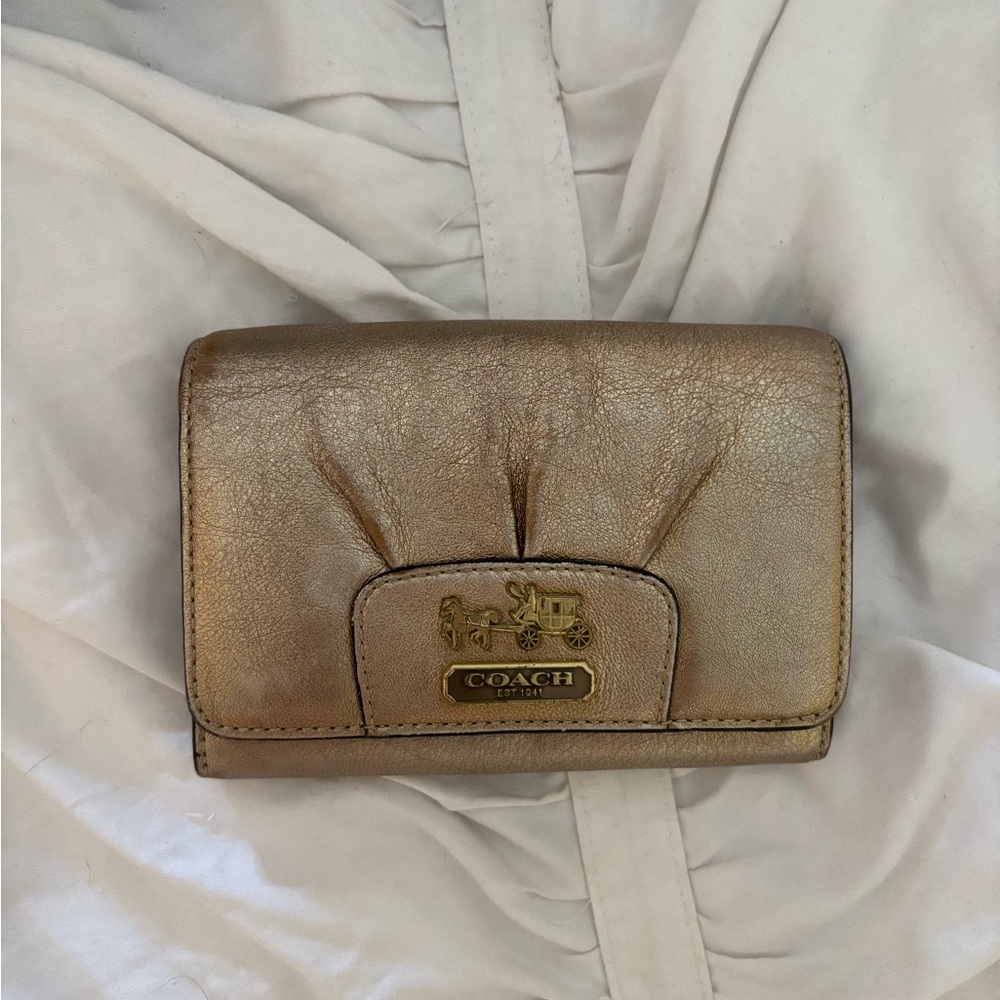 Vintage Coach Metallic Gold Wallet